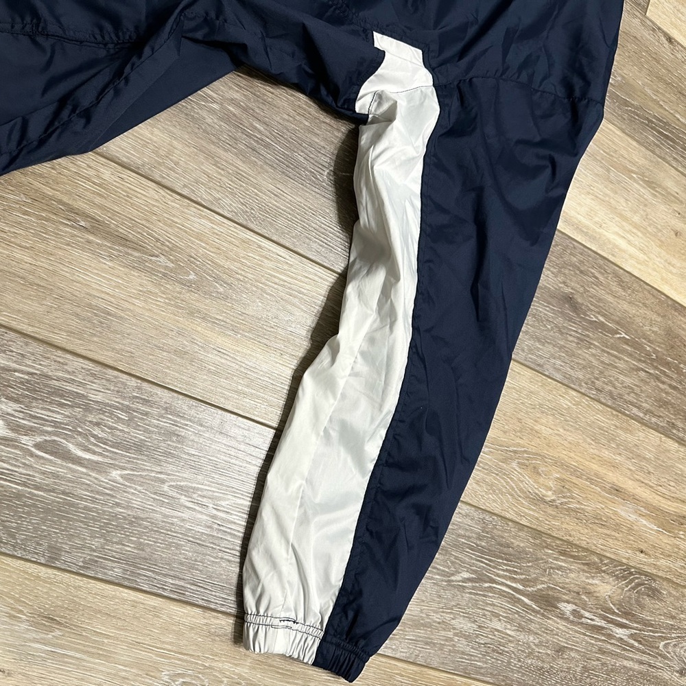 #2) Redbox Lightweight Zip Up Jacket. Excellent C… - image 5